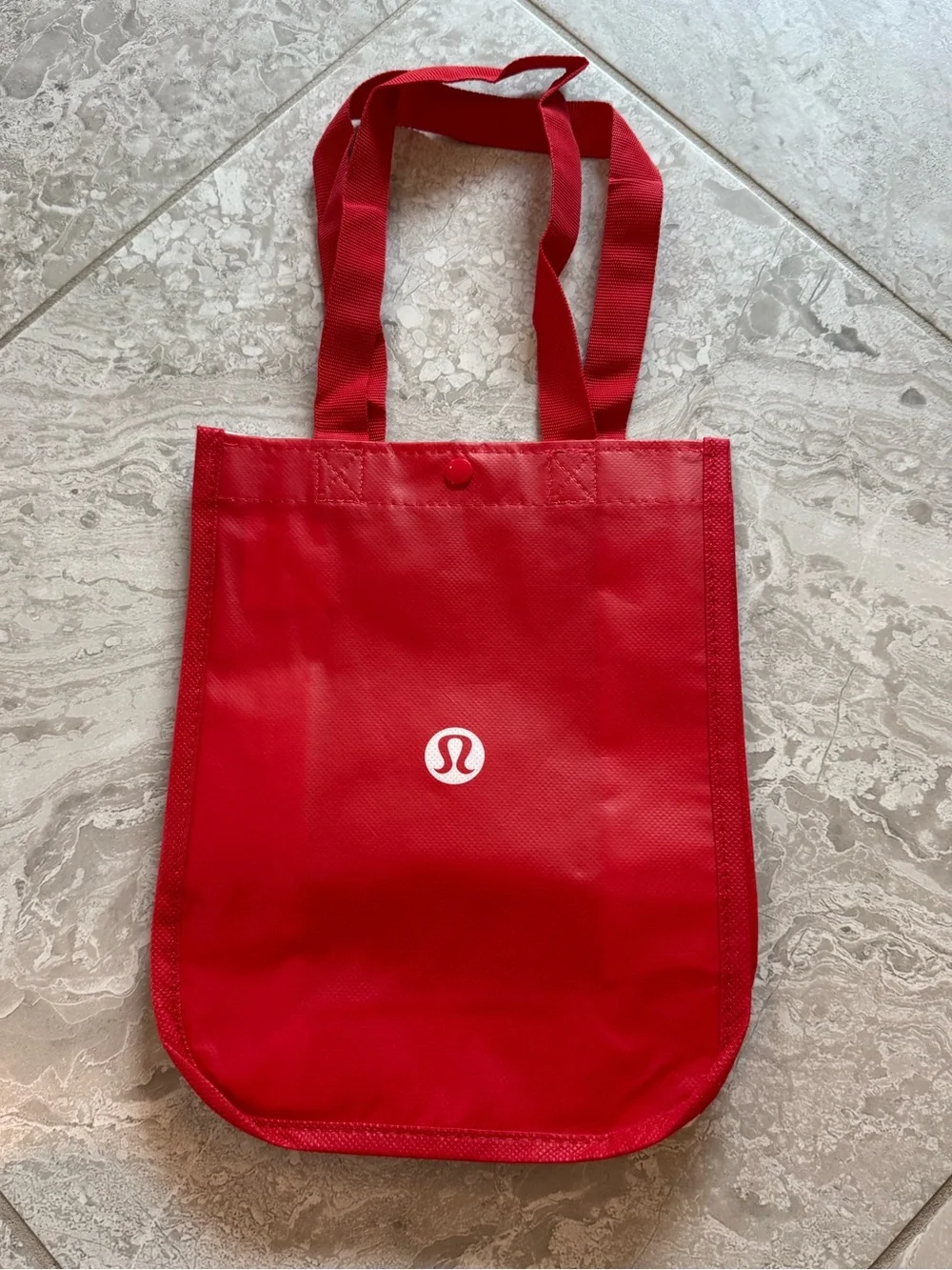 NWT lululemon Red Everyday Tote Bag, Small